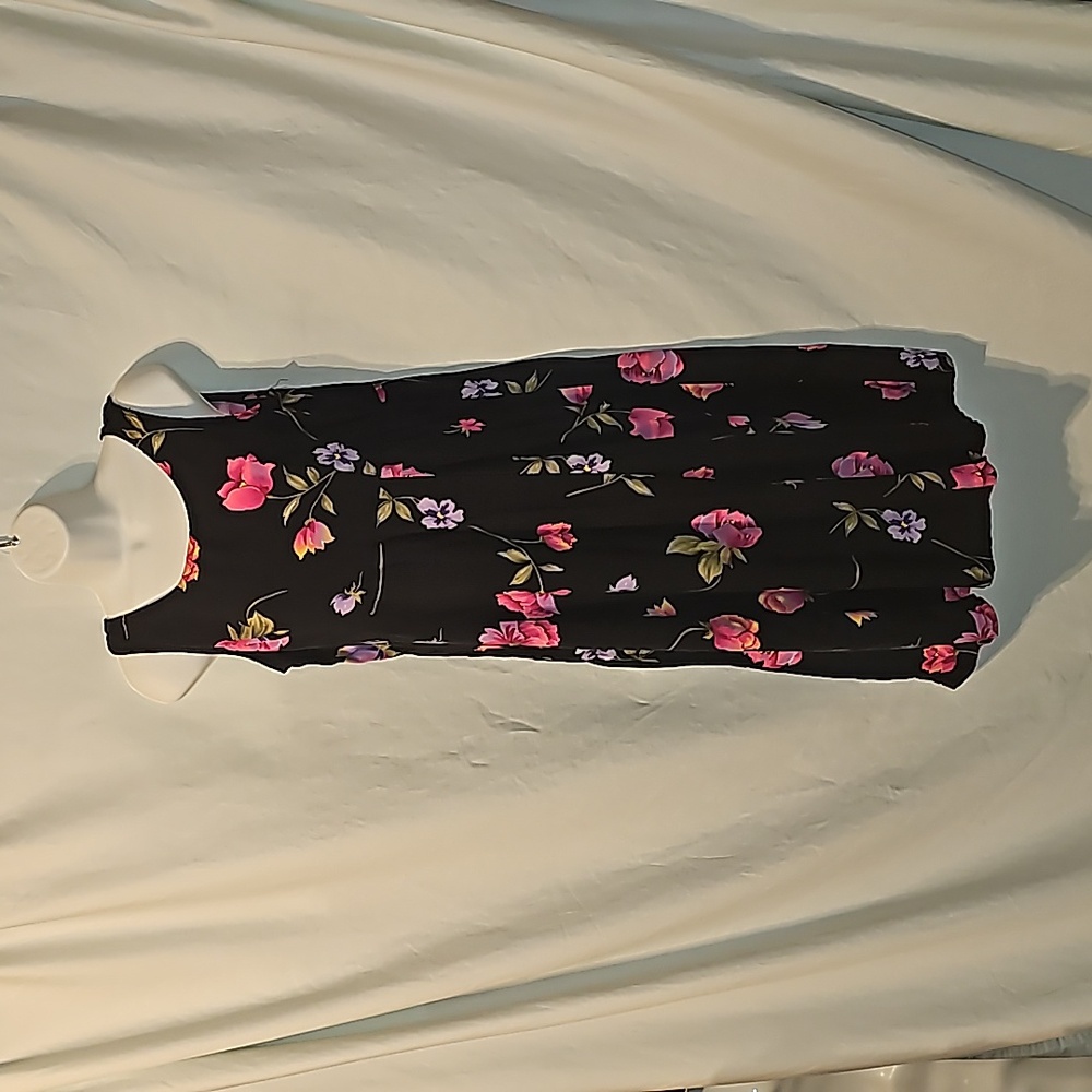 R & K Originals sleeveless dress